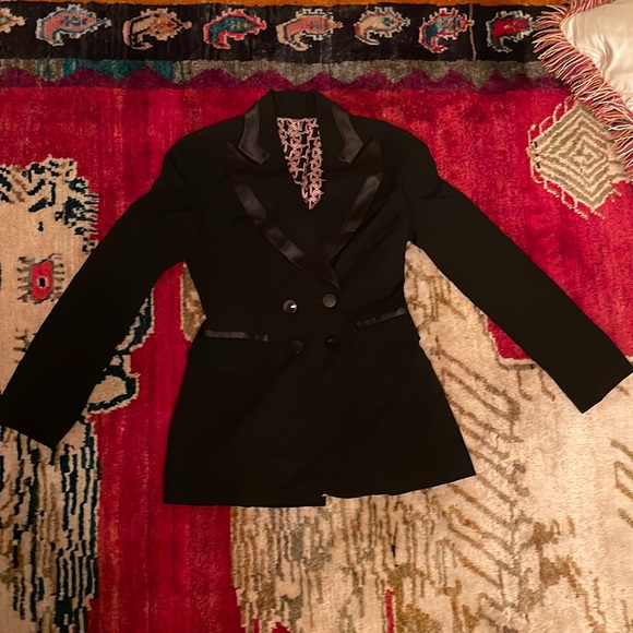 Super Special Bebe Black Blazer - Picture 2 of 11